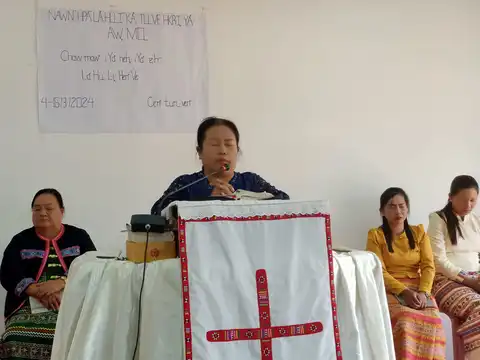 Laˇhuˍ liꞈ henˇ ve_02